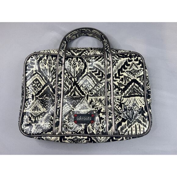 Sakroots Black & Cream Travel Case Hanging Toiletry Bag - Picture 1 of 10